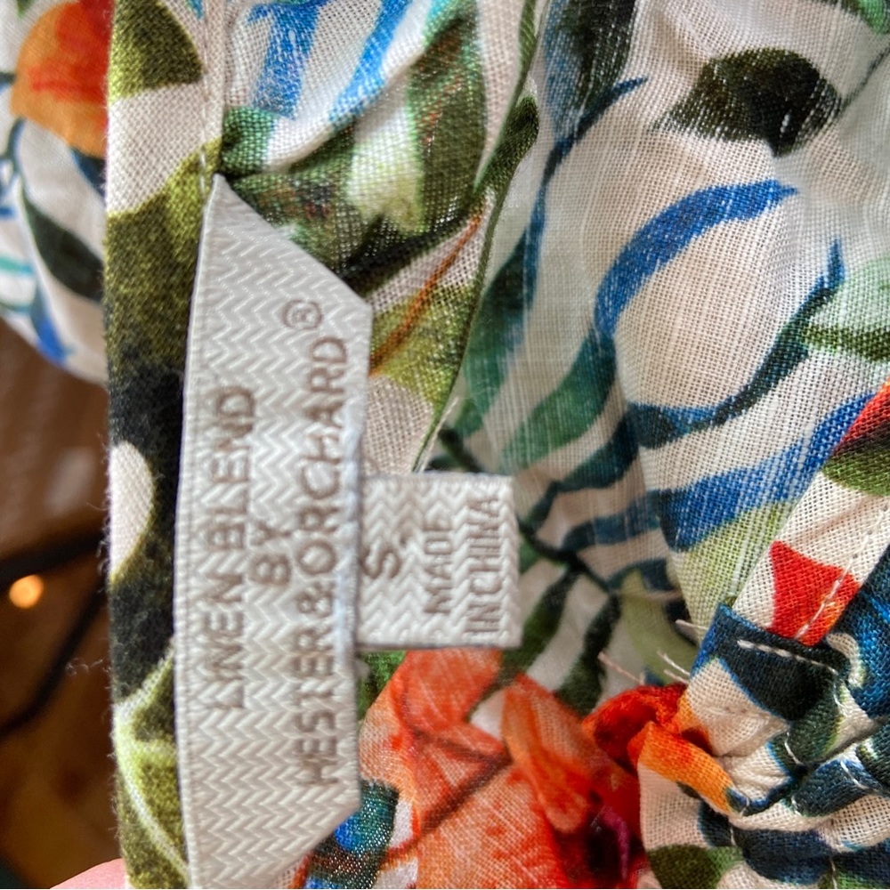 Tropical Floral Linen 3/4 Sleeve Blouse - Picture 3 of 5